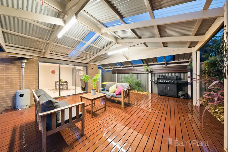 18 Seville Street, Pakenham VIC 3810