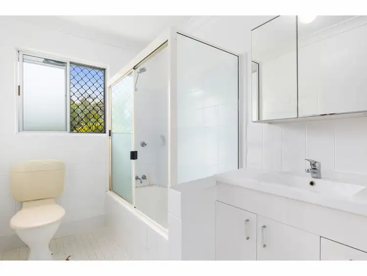 Fourth view of Homely unit listing, 4/3 D'hage Street, Norman Gardens QLD 4701