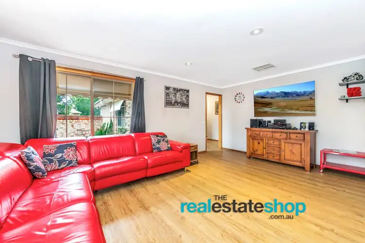 Second view of Homely house listing, 6 Jobson Place, Chisholm ACT 2905