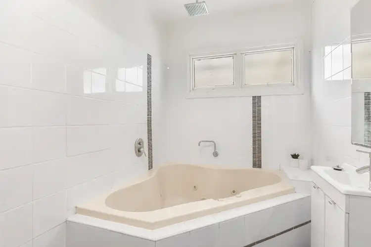 Sixth view of Homely house listing, 2 Velinda Street, Edgeworth NSW 2285