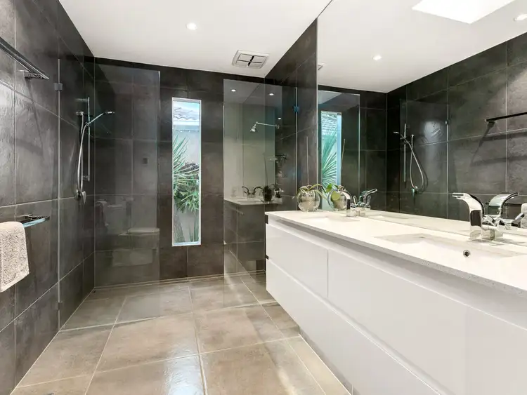 Fourth view of Homely house listing, 14 Pender Avenue, Mornington VIC 3931