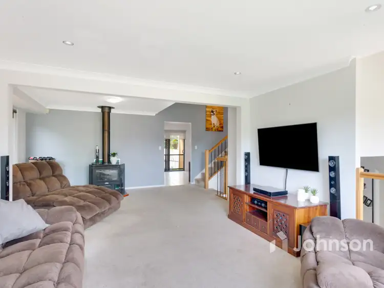 Fourth view of Homely house listing, 8 Portreeves Place, Arundel QLD 4214