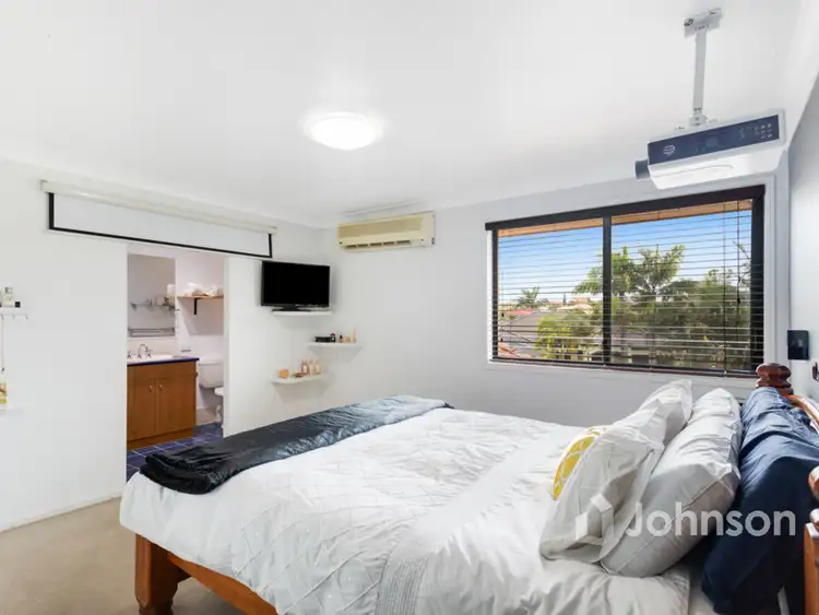 Fifth view of Homely house listing, 8 Portreeves Place, Arundel QLD 4214