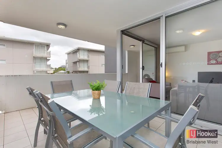 Sixth view of Homely apartment listing, 18/95 Clarence Road, Indooroopilly QLD 4068