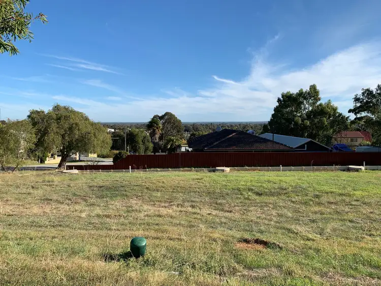 36 Derry Avenue, Mount Nasura WA 6112