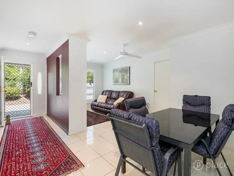 Second view of Homely house listing, 2/25 Golden Crest Place, Bellbowrie QLD 4070