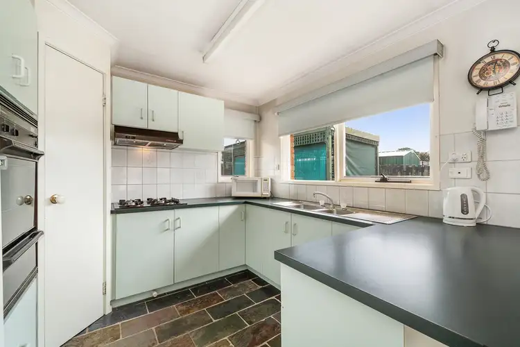 Fifth view of Homely house listing, 5 Laurel Crescent, Carrum Downs VIC 3201