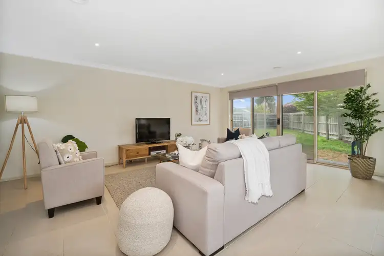 Second view of Homely house listing, 3 Schumann Court, Carrum Downs VIC 3201