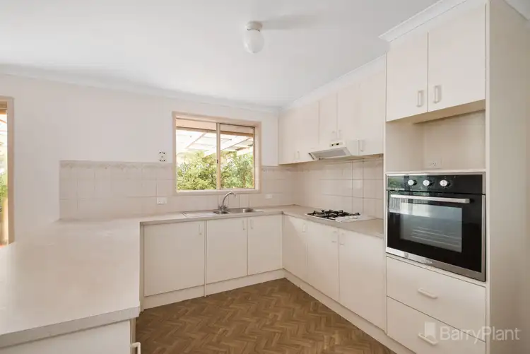 Sixth view of Homely house listing, 18 Conrad Court, Pakenham VIC 3810