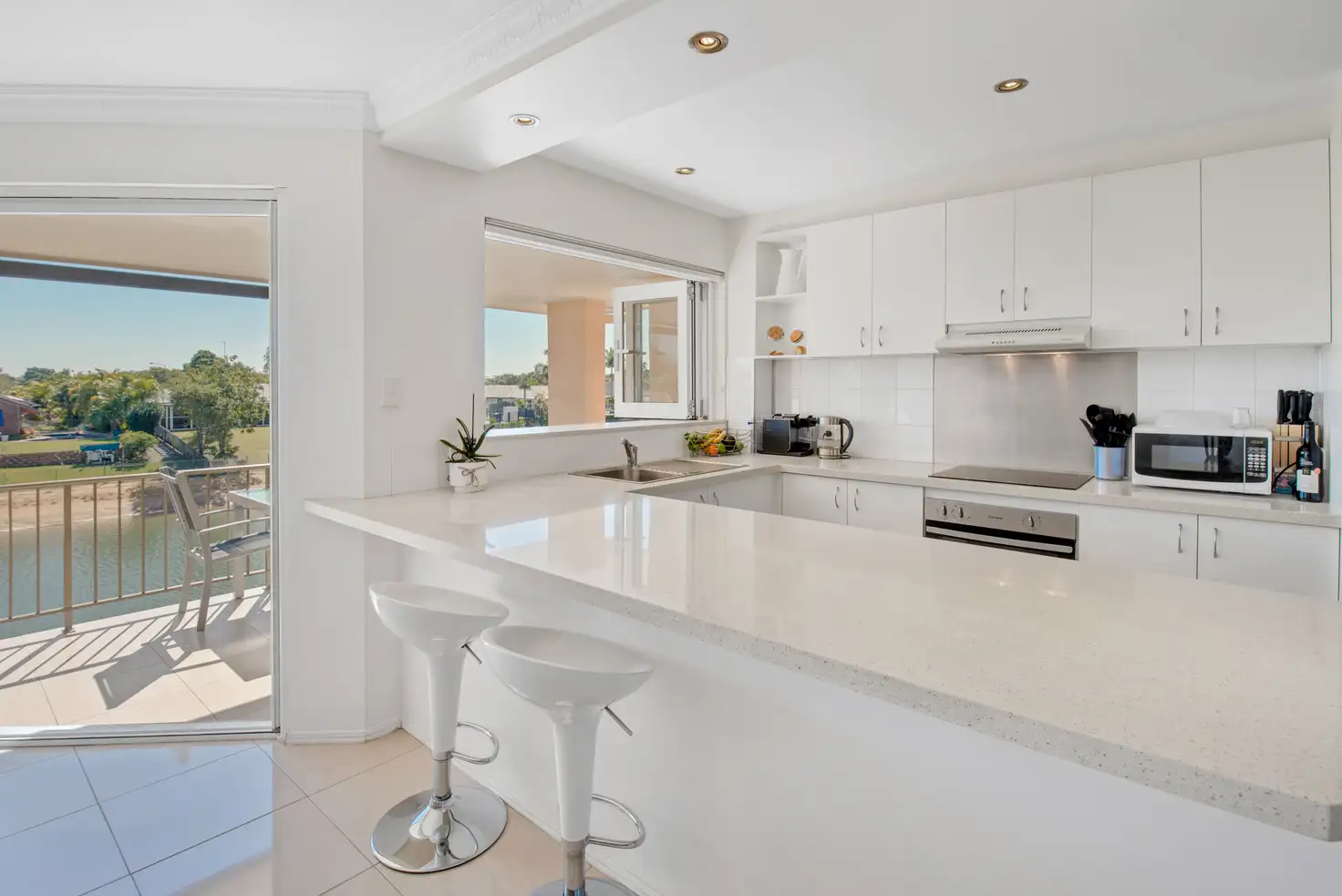 Main view of Homely apartment listing, 5/4 Dunlop Court, Mermaid Waters QLD 4218