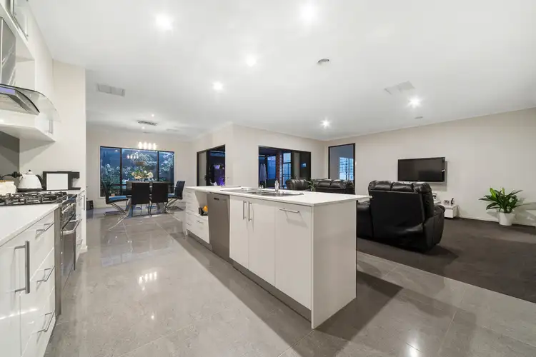 Sixth view of Homely house listing, 47 Malua Circuit, Sandhurst VIC 3977