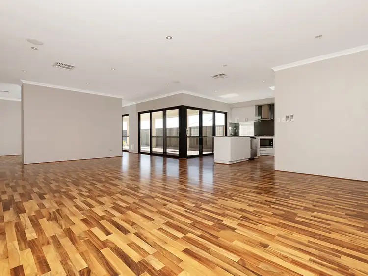 Fourth view of Homely house listing, 10 Marengo Close, Aveley WA 6069