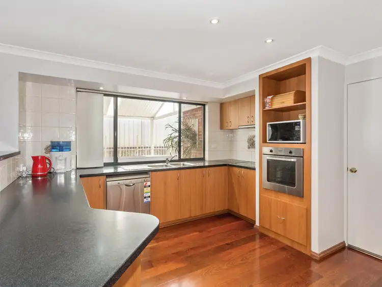 Sixth view of Homely house listing, 4 Coral Rise, Yangebup WA 6164