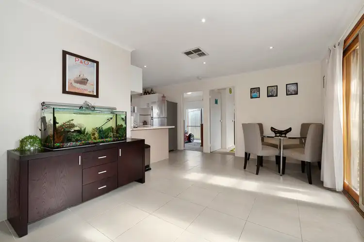 Sixth view of Homely house listing, 10 Calwell Court, Skye VIC 3977