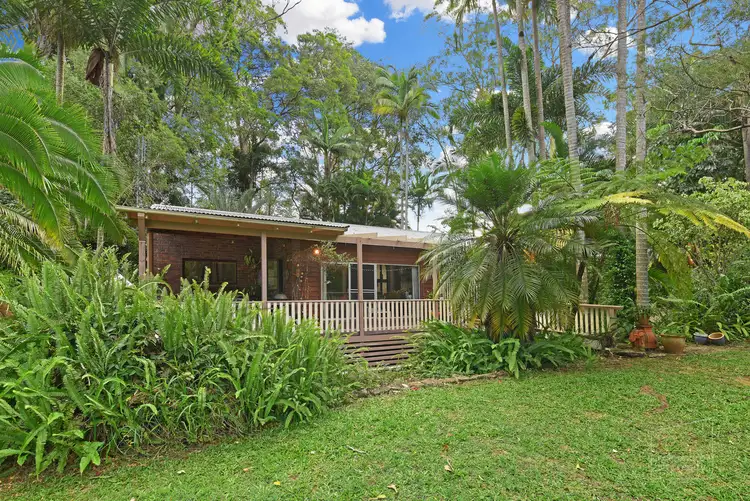 8 Freshwater Court, Glenview QLD 4553