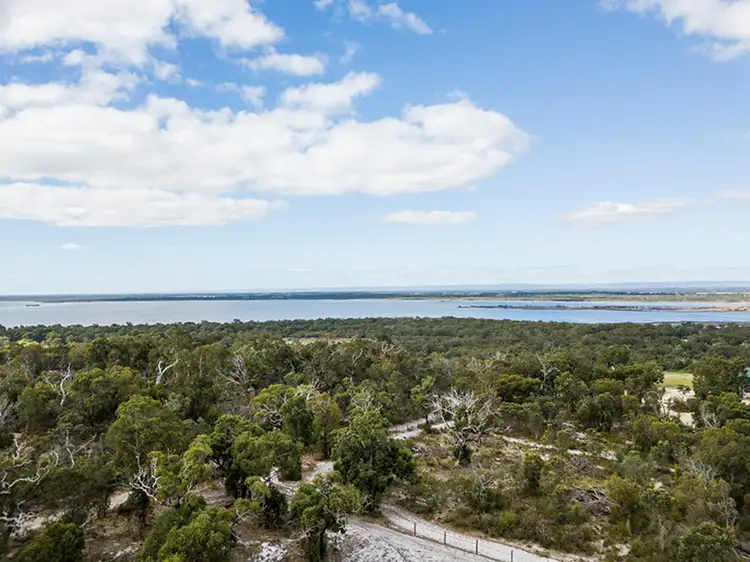 LOT 1171 Thompson Crescent, Lake Clifton WA 6215
