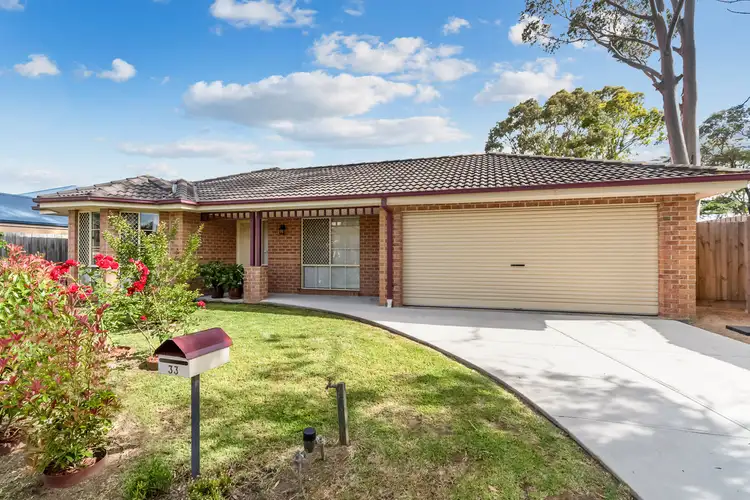 33 Chardonnay Drive, Skye VIC 3977