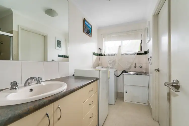 Seventh view of Homely apartment listing, 1/405 Griffith Road, Lavington NSW 2641