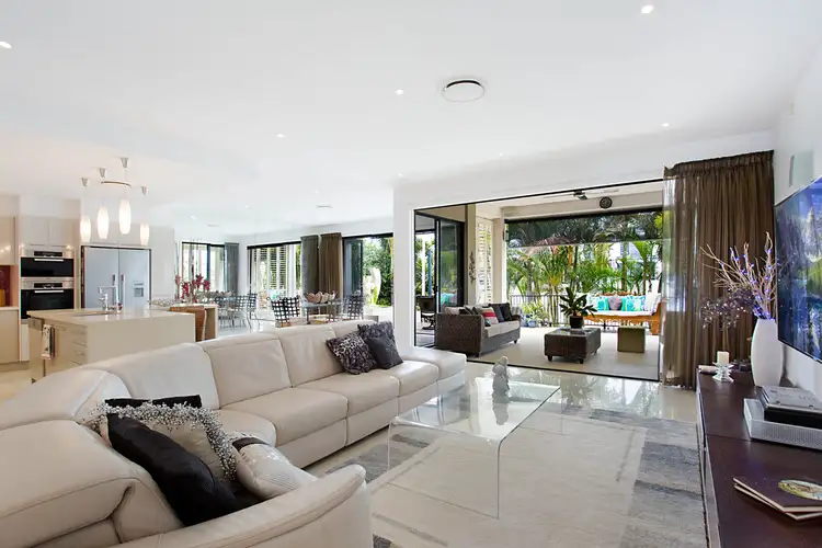 29 Sunshine Boulevard, Broadbeach Waters QLD 4218