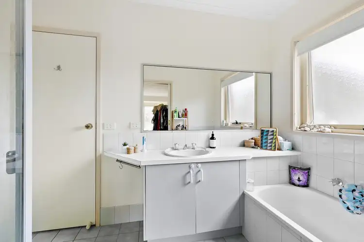 Sixth view of Homely unit listing, 2/6 Grange Crescent, Torquay VIC 3228