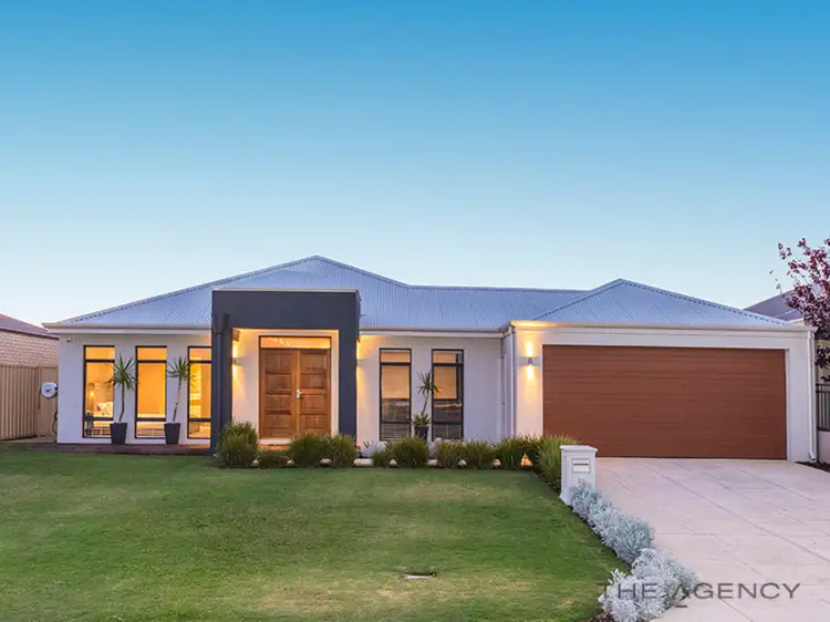 32 Eglinton Drive, Darch WA 6065