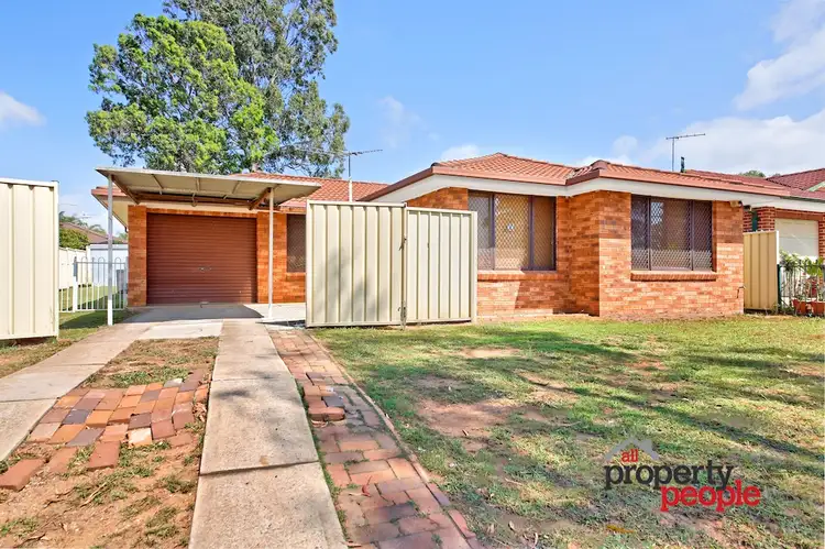 10B Evelyn Street, Macquarie Fields NSW 2564