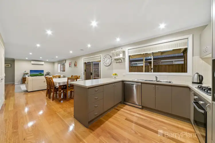 Fifth view of Homely house listing, 7 Stanhope Place, Pakenham VIC 3810