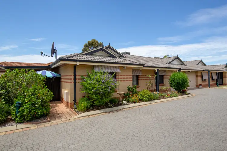 11/4 Keals Close, Bentley WA 6102