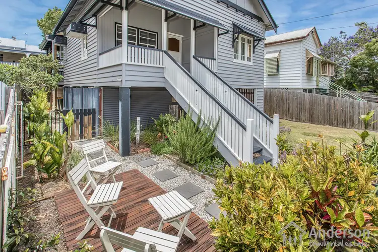 114 Yundah Street, Shorncliffe QLD 4017