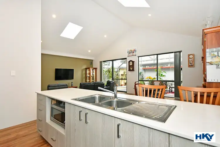 Fourth view of Homely house listing, 5 Howie Way, Caversham WA 6055