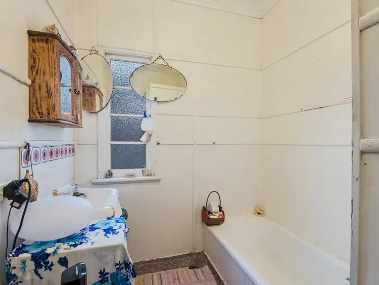 Sixth view of Homely house listing, 5 Burnett Street, West Ipswich QLD 4305