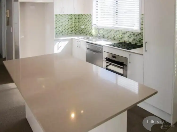 8/29 Ahern Street, Labrador QLD 4215