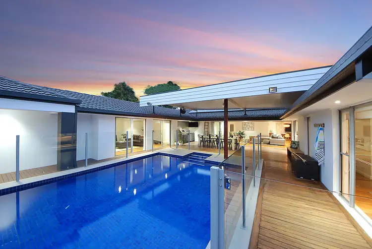 28 Ferny Fairway, Burleigh Waters QLD 4220