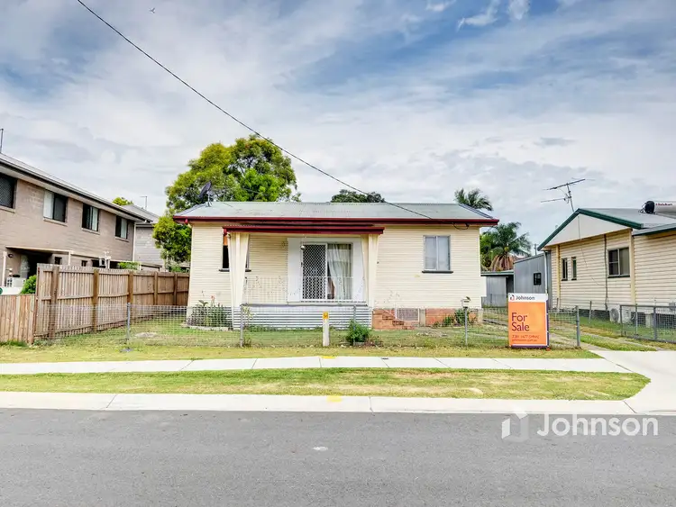 19 Earl Street, Dinmore QLD 4303