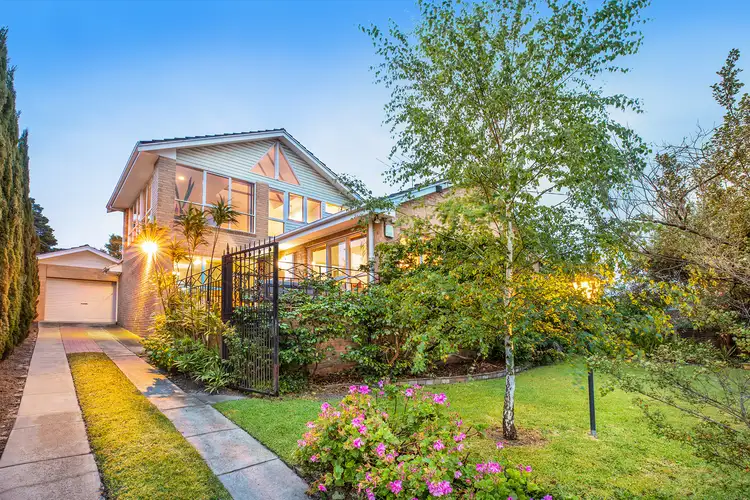 9 Morton Road, Burwood VIC 3125