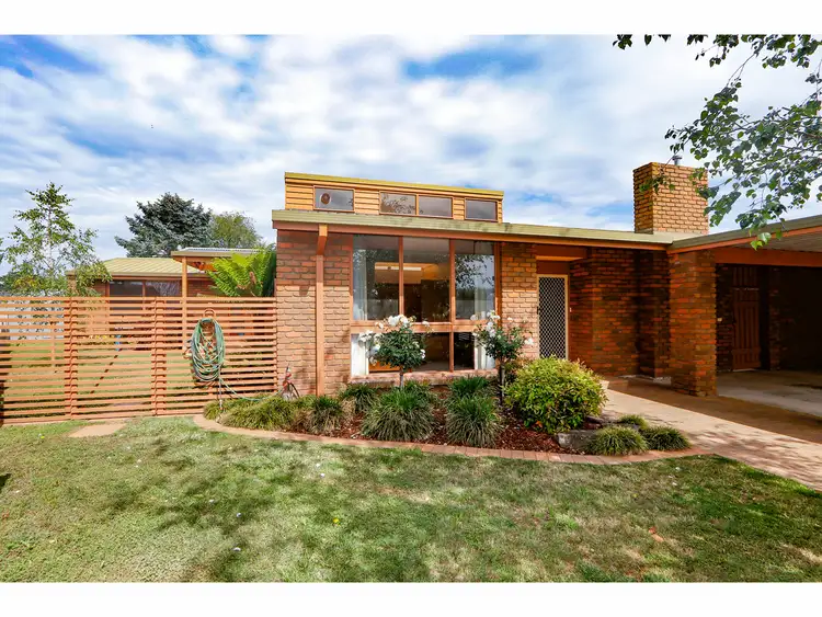 1 Louise Court, Sale VIC 3850