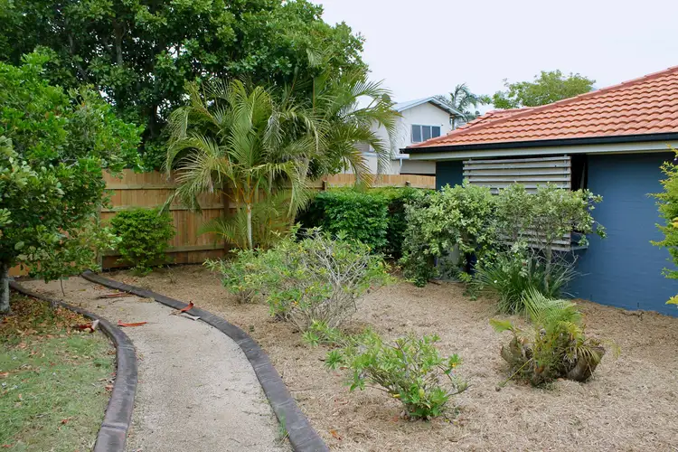 Third view of Homely unit listing, 4 Seabreeze Court, Sandstone Point QLD 4511