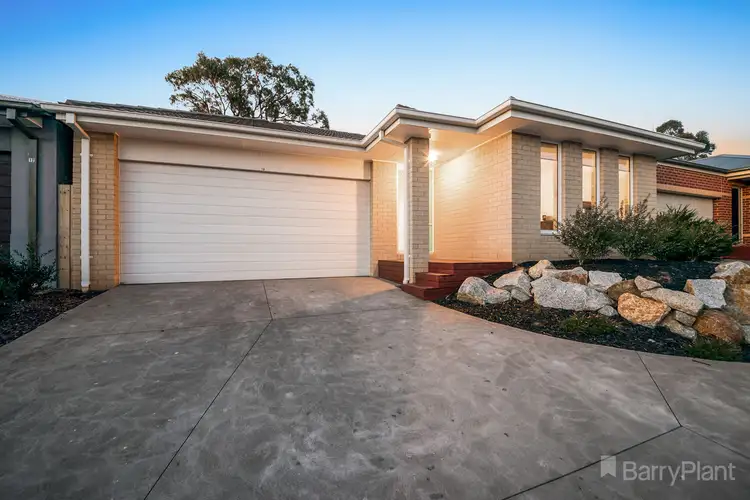 10 Premier Lane, Garfield VIC 3814
