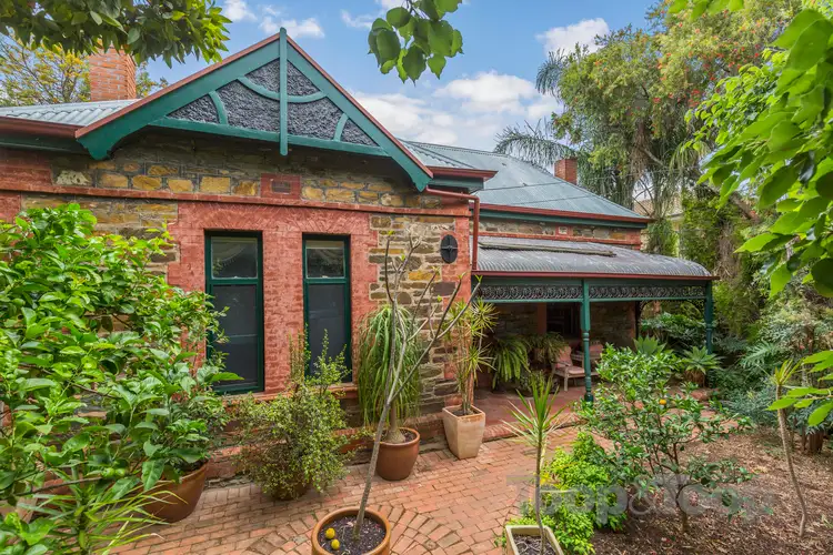 8 Wellington Street, Kensington SA 5068