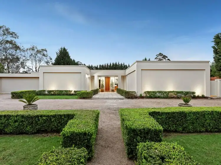 19 Winona Road, Mount Eliza VIC 3930