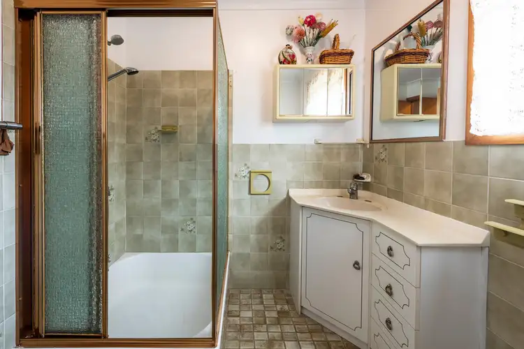 Sixth view of Homely unit listing, 1/3 Eversley Place, Grafton NSW 2460