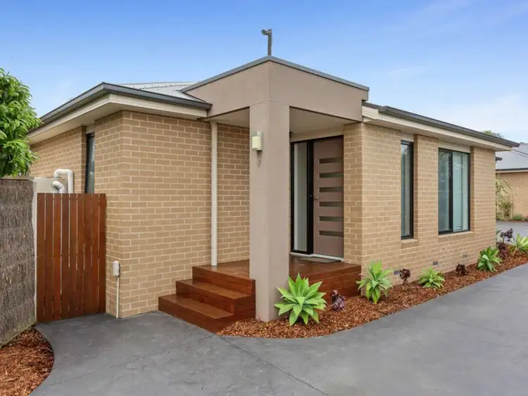 Second view of Homely unit listing, 2/49 Fairway Grove, Rosebud VIC 3939