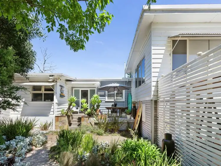 114 Kunyung Road, Mount Eliza VIC 3930