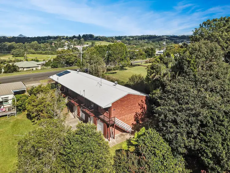 2/27 North Maleny Road, Maleny QLD 4552