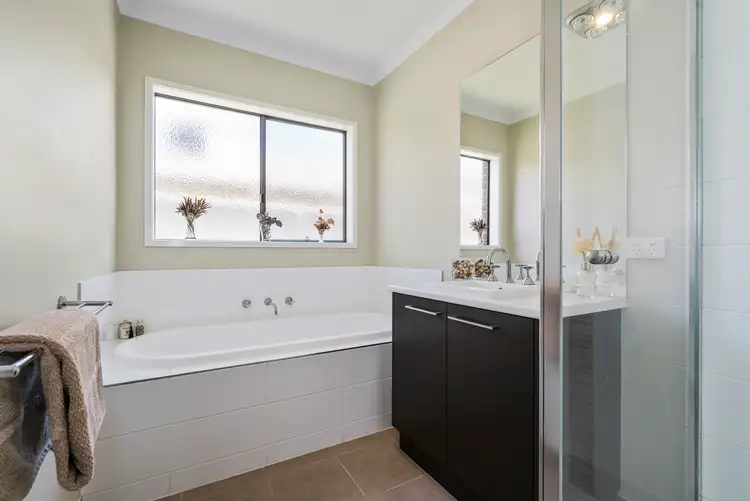 Sixth view of Homely house listing, 49 Inwood Crescent, Wodonga VIC 3690