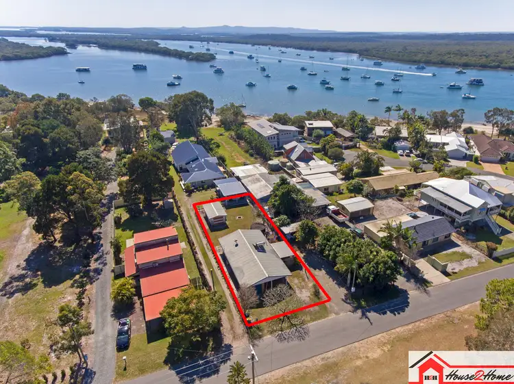 30 Bay Drive