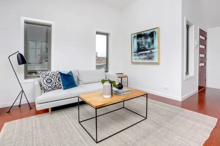 Fourth view of Homely townhouse listing, 2/2 Gordon Avenue, Frankston VIC 3199