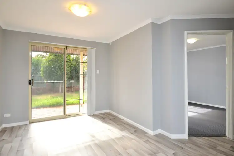 Sixth view of Homely unit listing, 6/4 Ochiltree Street, Somerville WA 6430