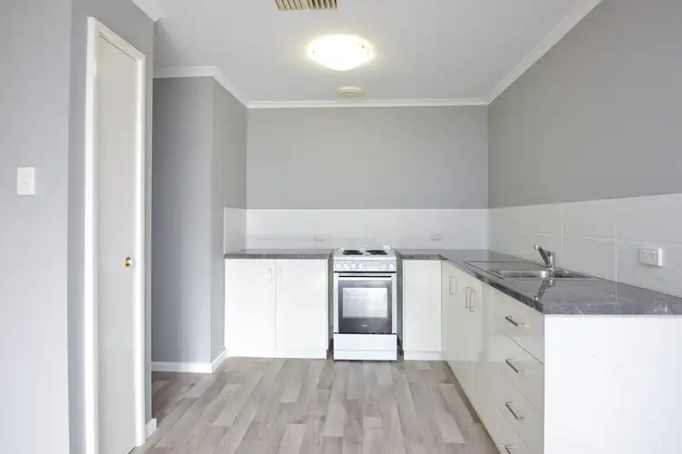 Seventh view of Homely unit listing, 6/4 Ochiltree Street, Somerville WA 6430