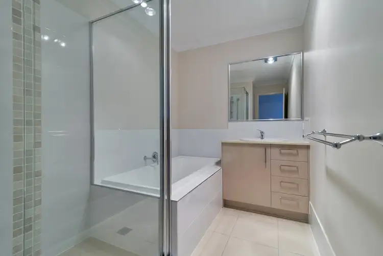 Fifth view of Homely unit listing, 1/26 Sanctuary Drive, Cranley QLD 4350